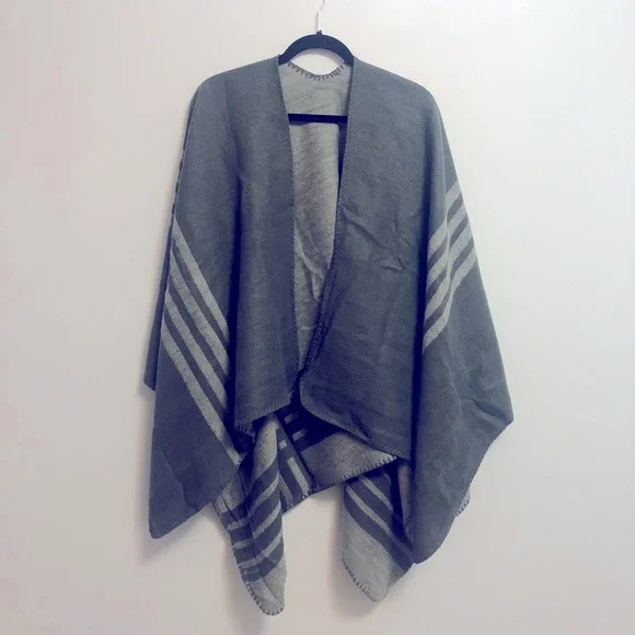 BB DAKOTA Wrap Cardigan Poncho - Picture 2 of 7